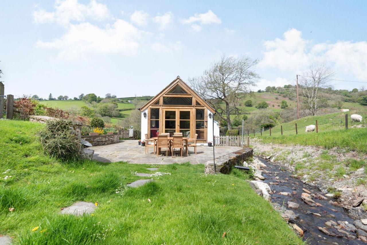Villa Pen Y Bont à Llangollen Extérieur photo