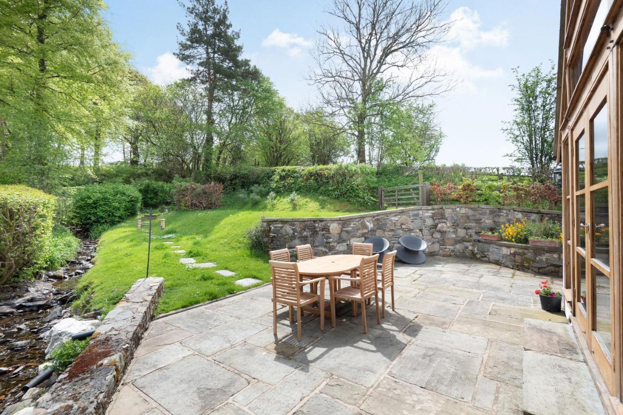 Villa Pen Y Bont à Llangollen Extérieur photo